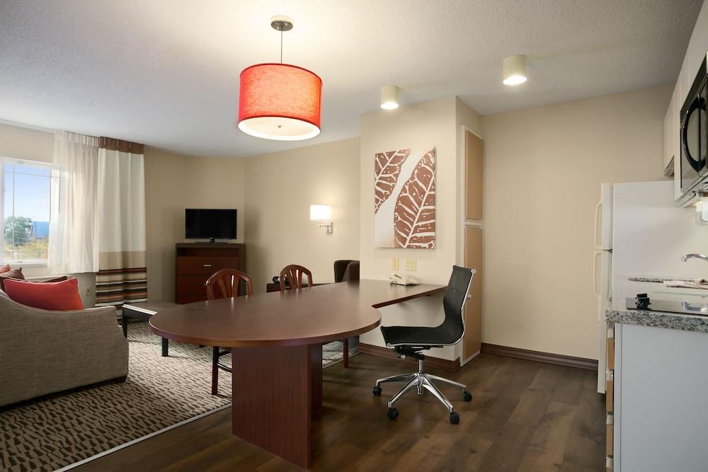 Mainstay Suites Chicago هوفمان ستيتس المظهر الخارجي الصورة