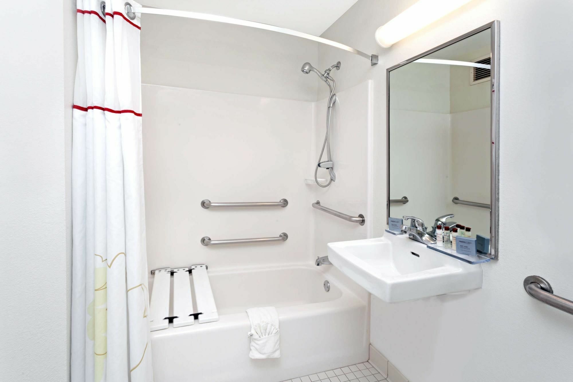 Mainstay Suites Chicago هوفمان ستيتس المظهر الخارجي الصورة