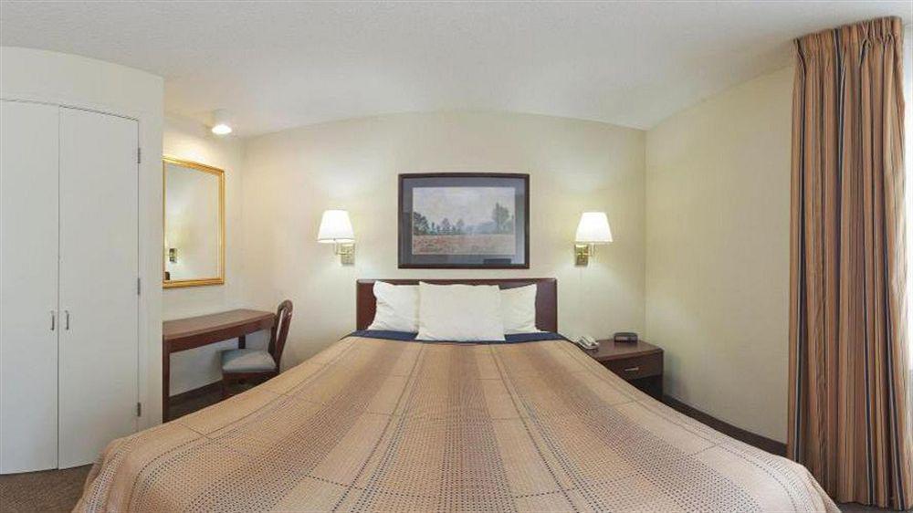 Mainstay Suites Chicago هوفمان ستيتس المظهر الخارجي الصورة